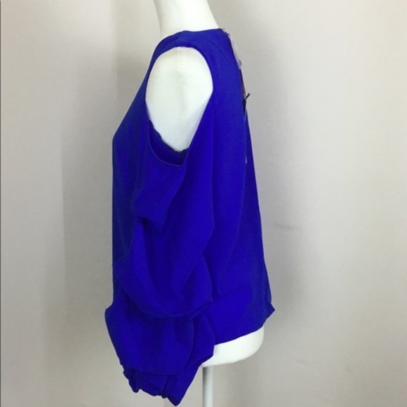 Truly Poppy Women's Long Layered Cold Shoulder Sleeve Cobalt Blue Top Sz  S - Picture 3 of 15
